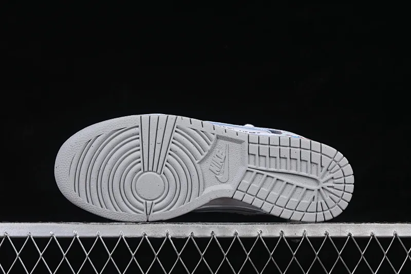 All categories Nk SB Dunk Series Nk SB Dunk Low High-end customized low-top sneakers Nike SB Dunk Low Fantasy Starry Sky Straps Low-top casual sneakers DD1391-103